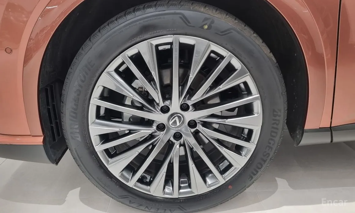 Фото 5 - Lexus RX