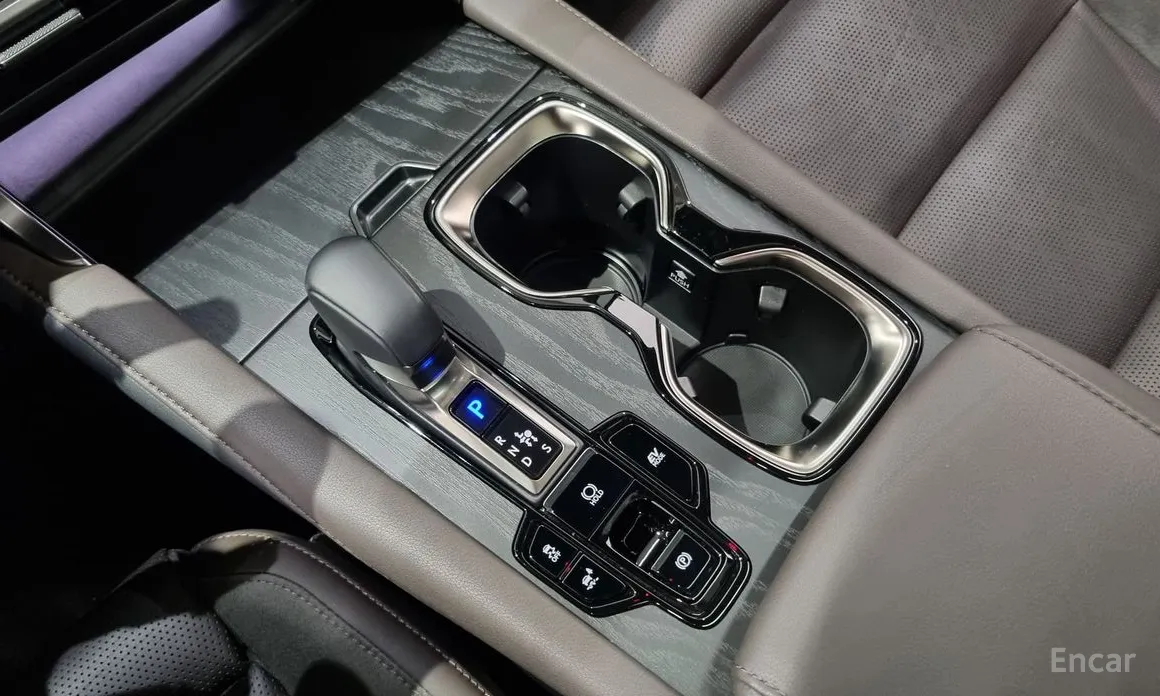 Фото 9 - Lexus RX