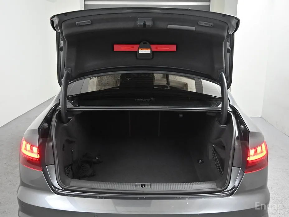 Фото 20 - Audi A4