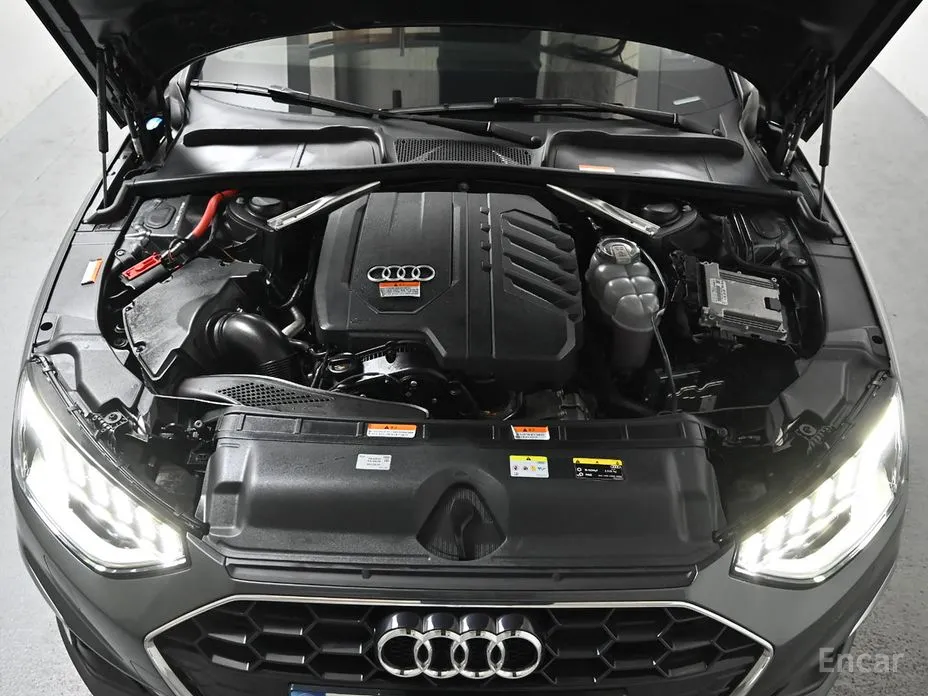 Фото 6 - Audi A4