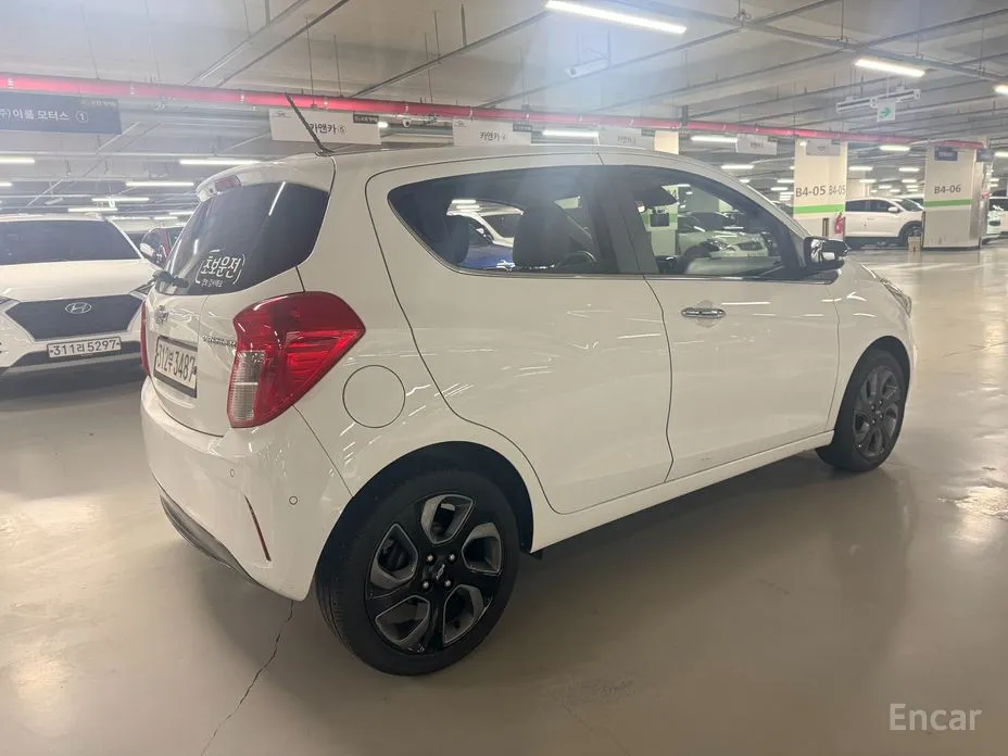 Фото 4 - Chevrolet Spark