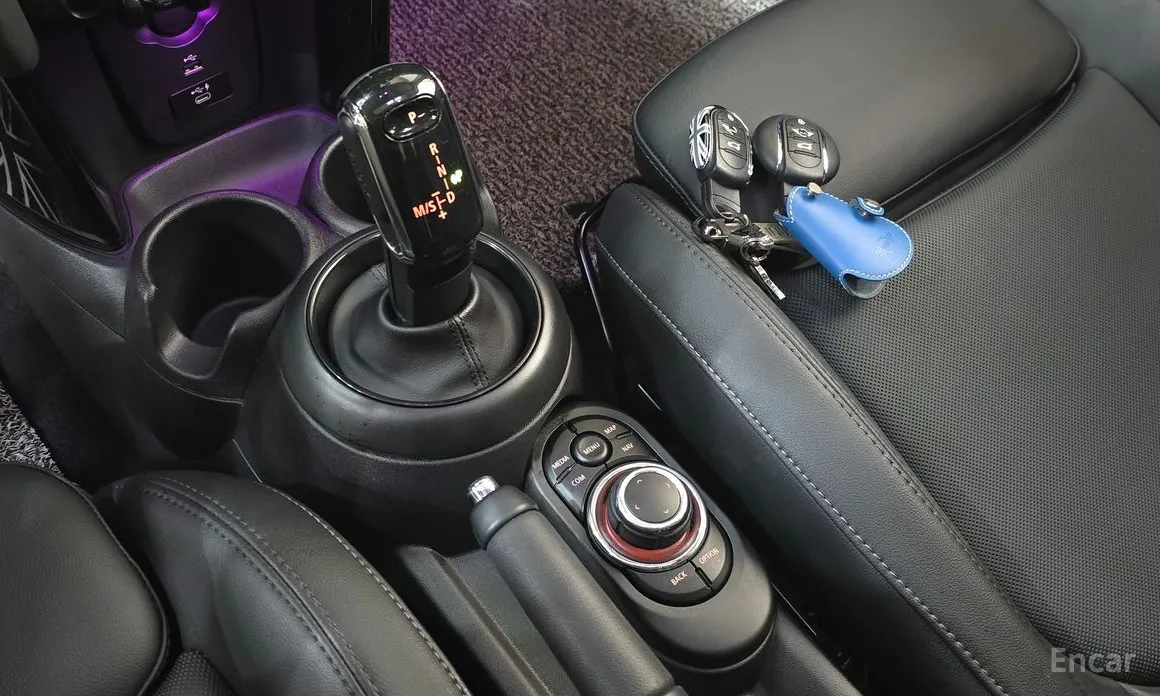 Фото 11 - Mini Cooper