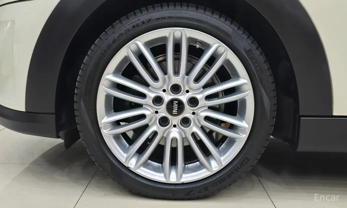 Фото 6 - Mini Cooper