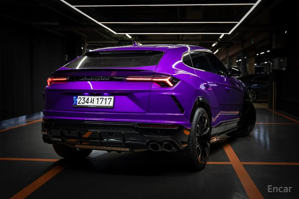 Фото 4 - Lamborghini Urus