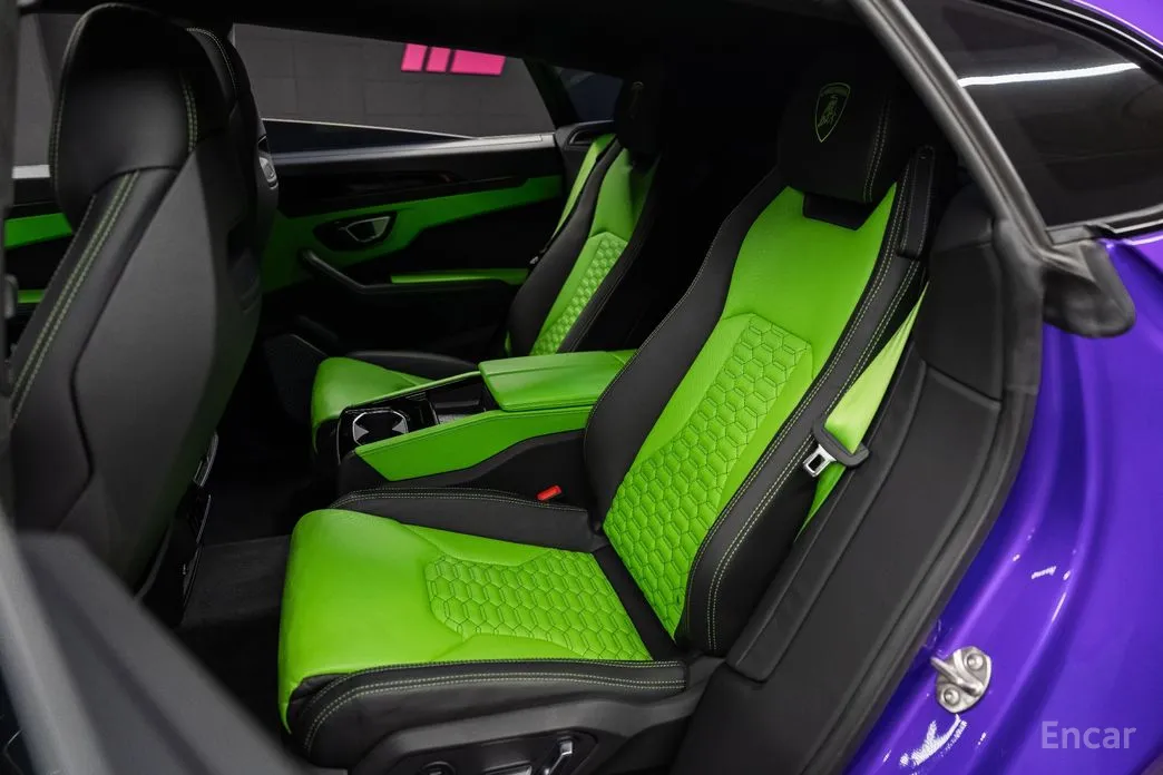 Фото 8 - Lamborghini Urus