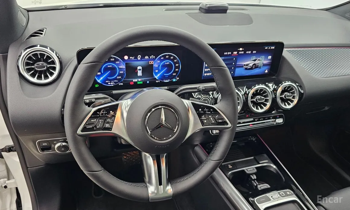 Фото 13 - Mercedes-Benz EQA