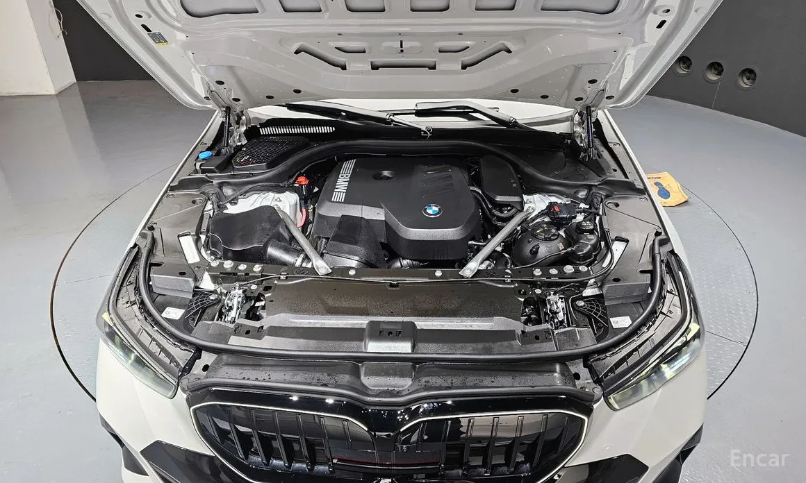 Фото 6 - BMW 5 Series