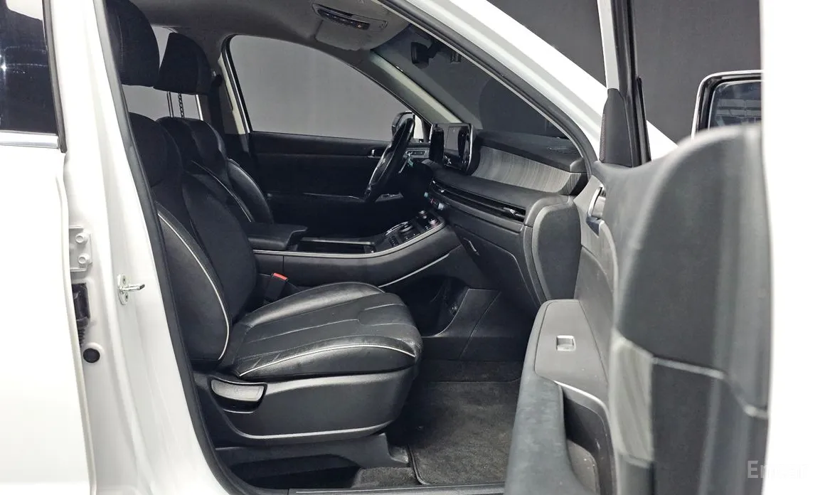 Photo 11 - Hyundai Palisade