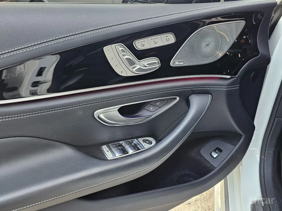 Фото 12 - Mercedes-Benz AMG GT