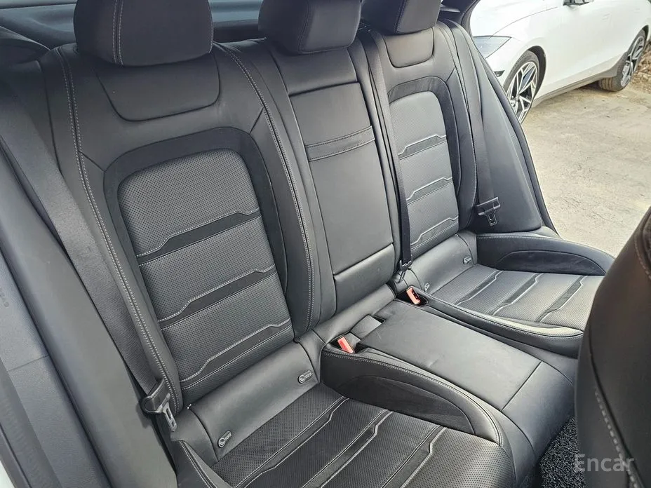 Фото 13 - Mercedes-Benz AMG GT