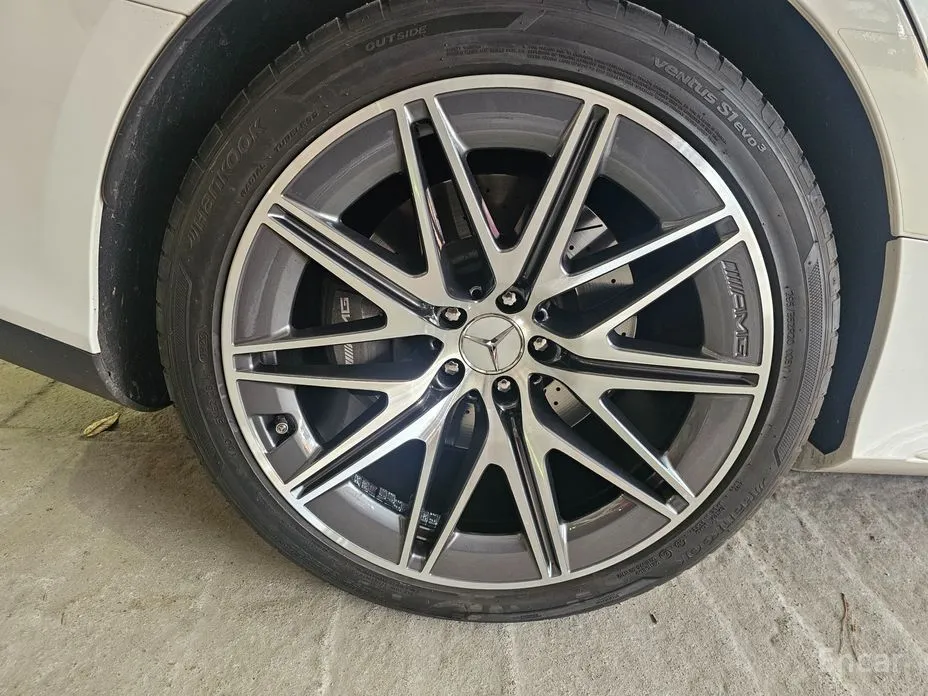 Фото 15 - Mercedes-Benz AMG GT