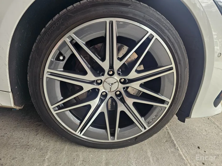 Фото 5 - Mercedes-Benz AMG GT