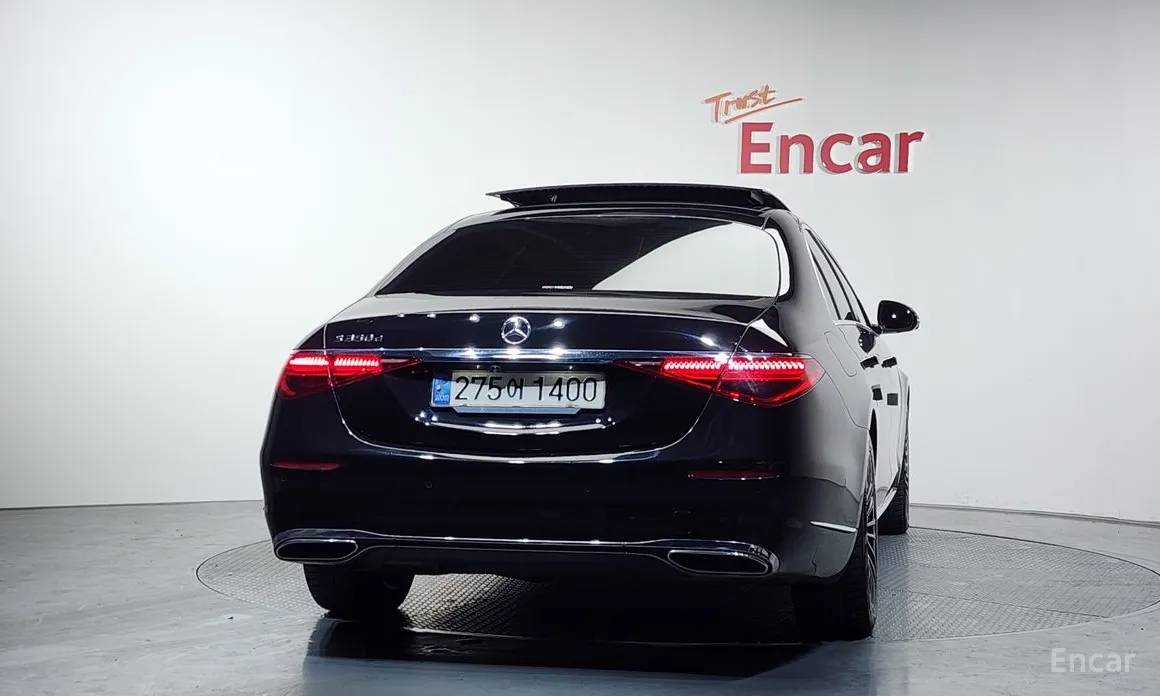 Фото 4 - Mercedes-Benz S-Class