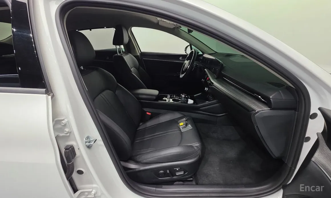 Фото 10 - Kia K5