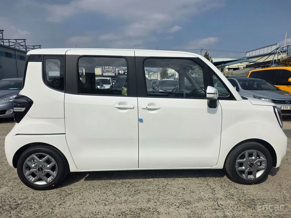 Фото 8 - Kia Ray