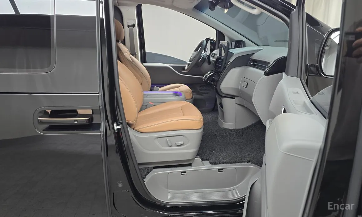 Фото 11 - Hyundai Staria