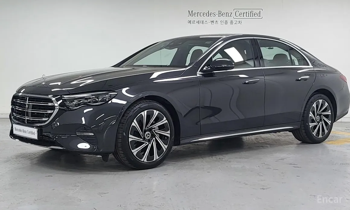 Фото 1 - Mercedes-Benz E-Class