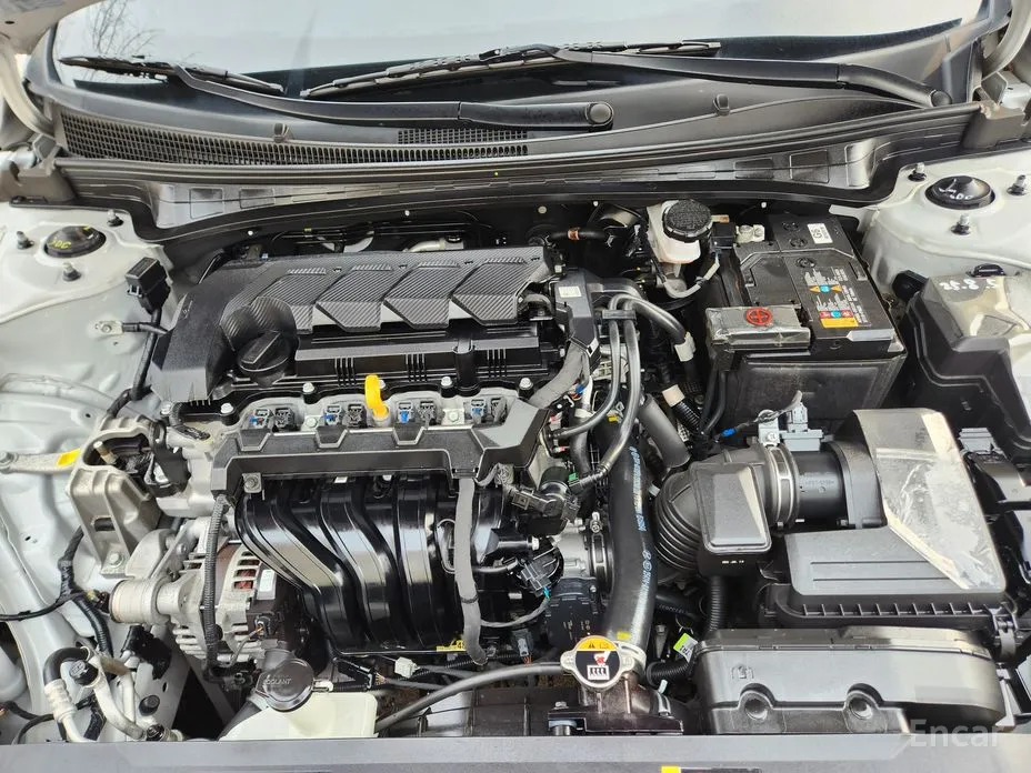 Hyundai Avante 2023 1.6