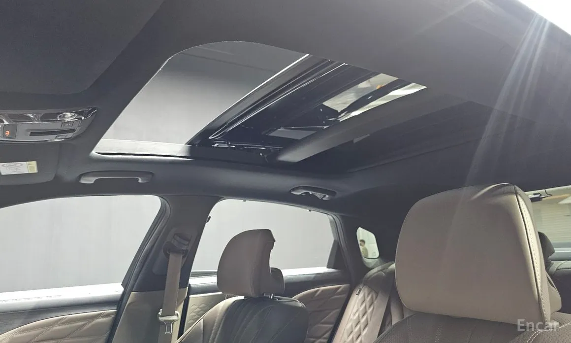 Фото 17 - Kia K8