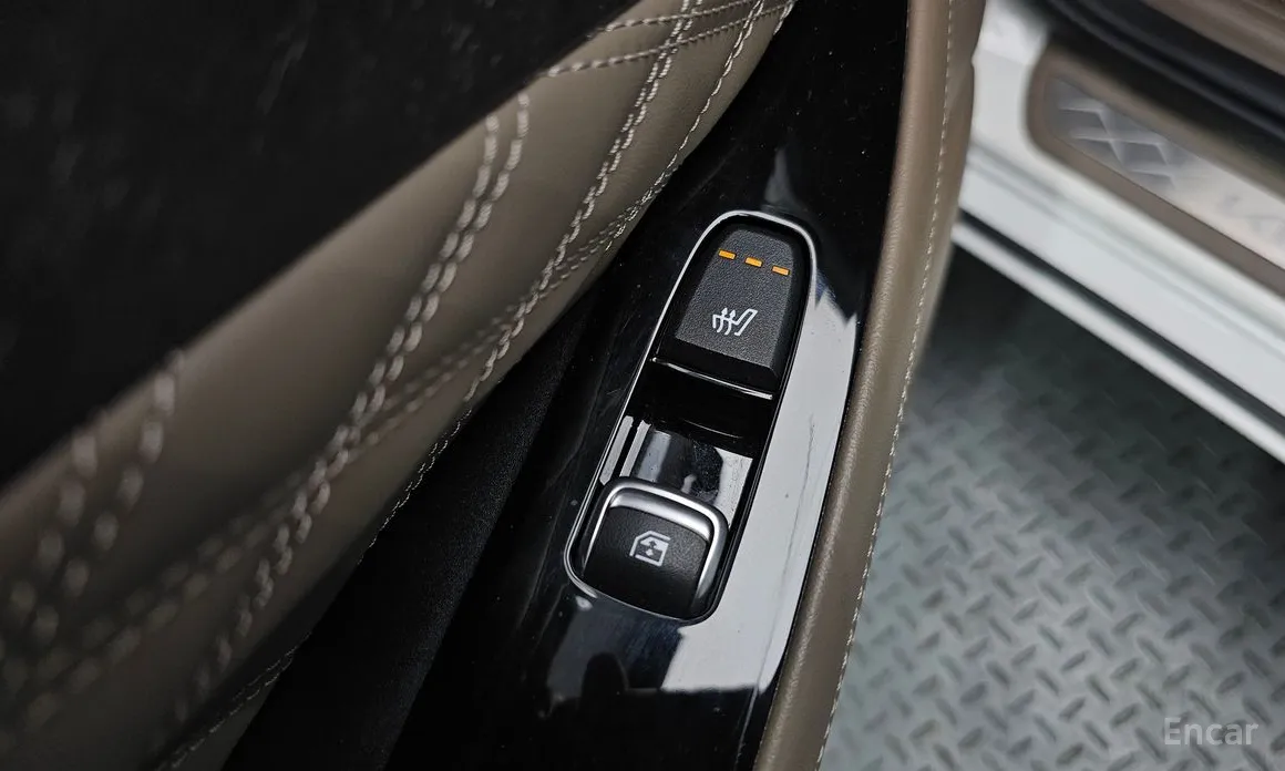 Фото 18 - Kia K8