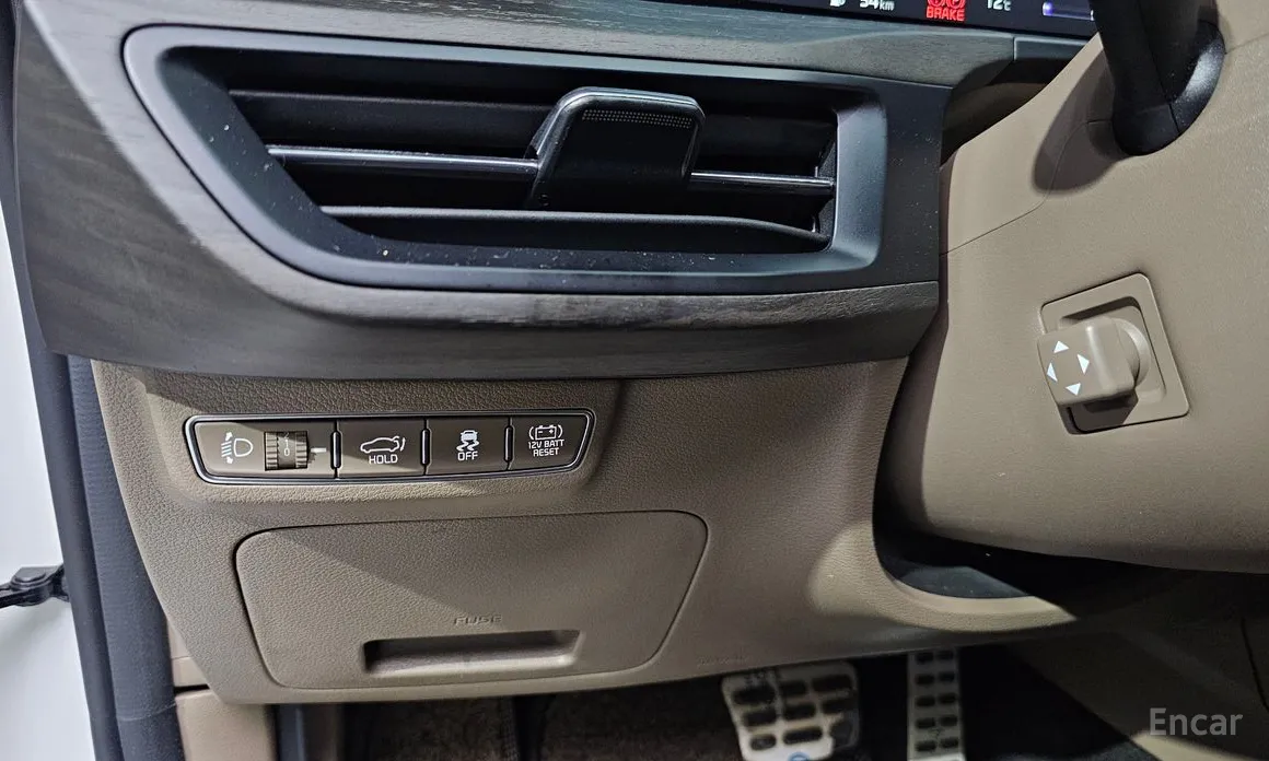 Фото 19 - Kia K8