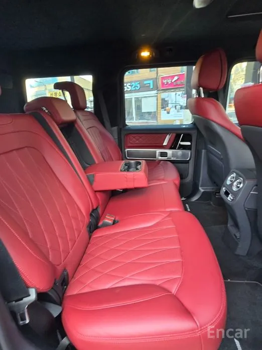 Фото 9 - Mercedes-Benz G-Class