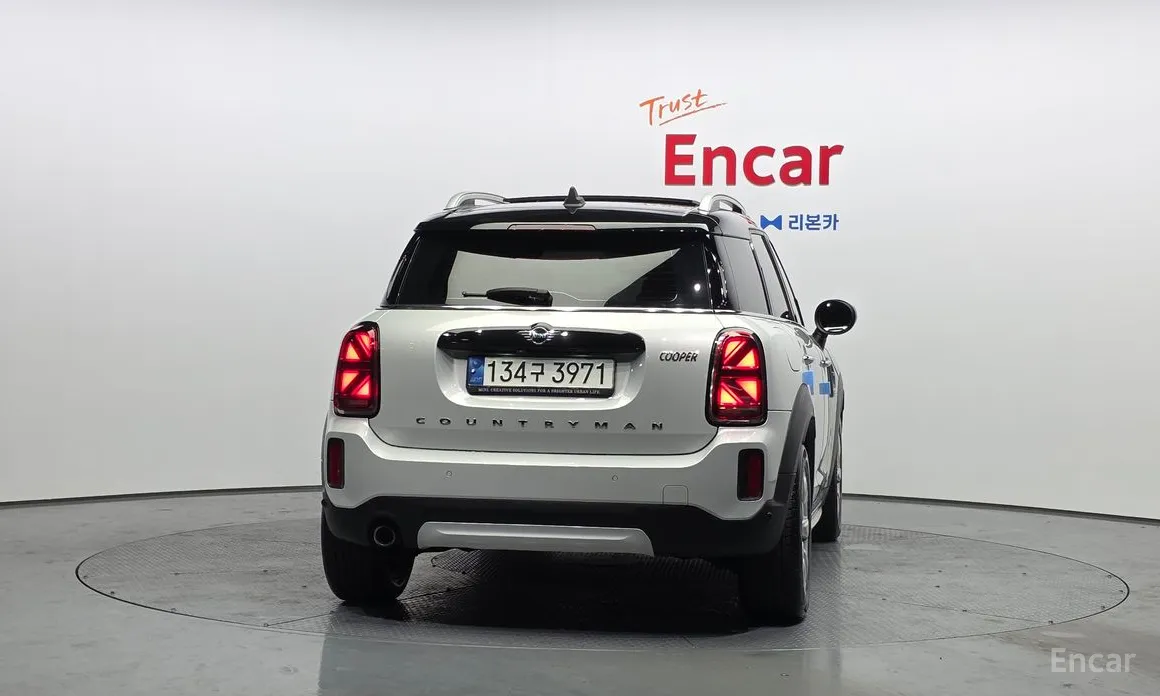 Photo 4 - Mini Countryman