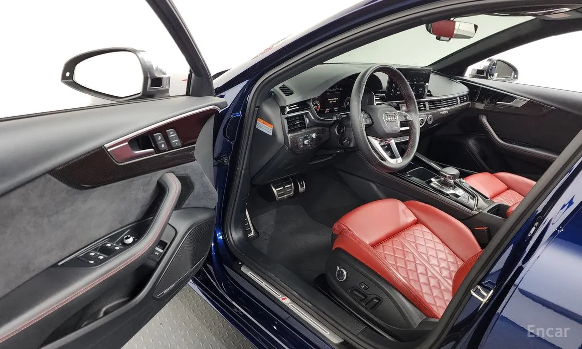 Фото 10 - Audi S4