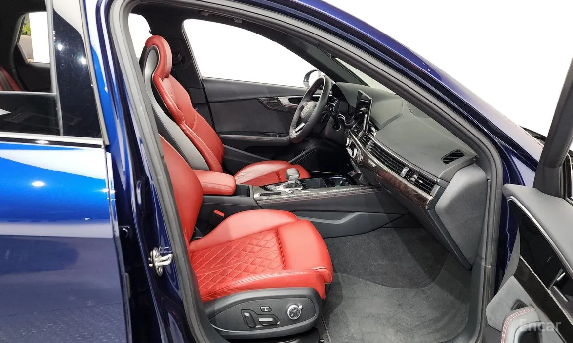 Фото 11 - Audi S4