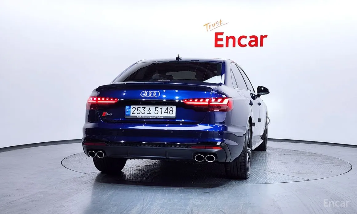 Фото 4 - Audi S4