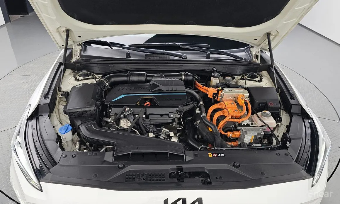Photo 6 - Kia K8