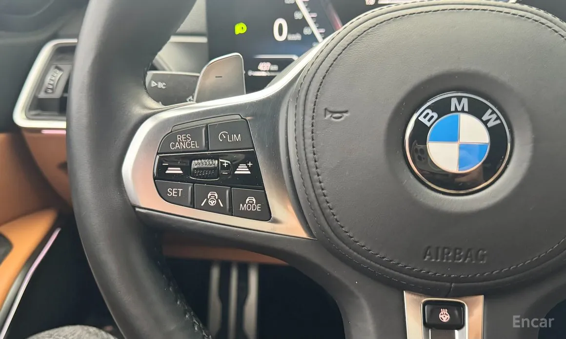 Photo 13 - BMW 3 Series