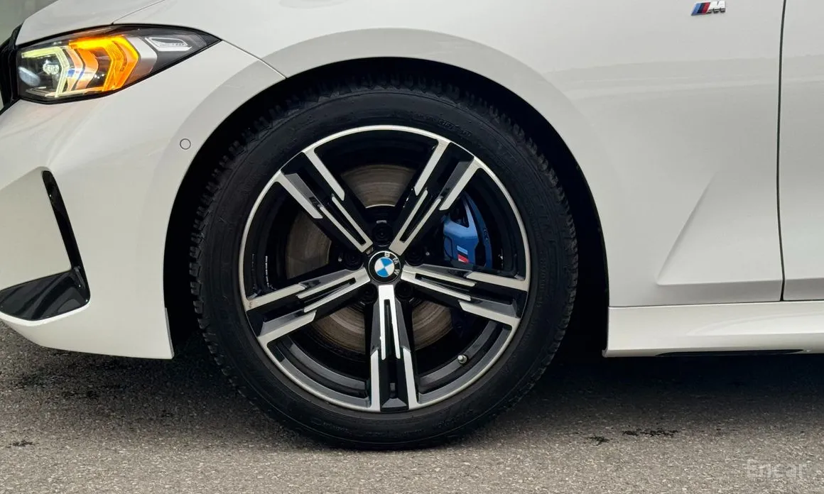 Photo 5 - BMW 3 Series