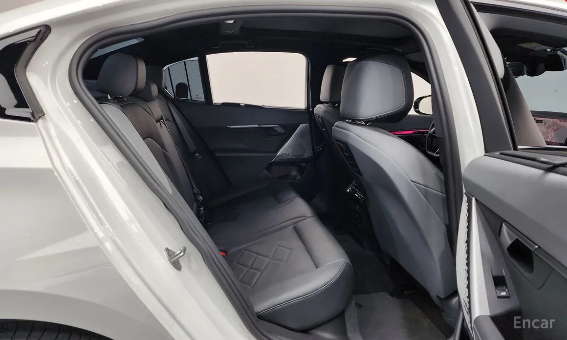 Фото 12 - BMW 5 Series