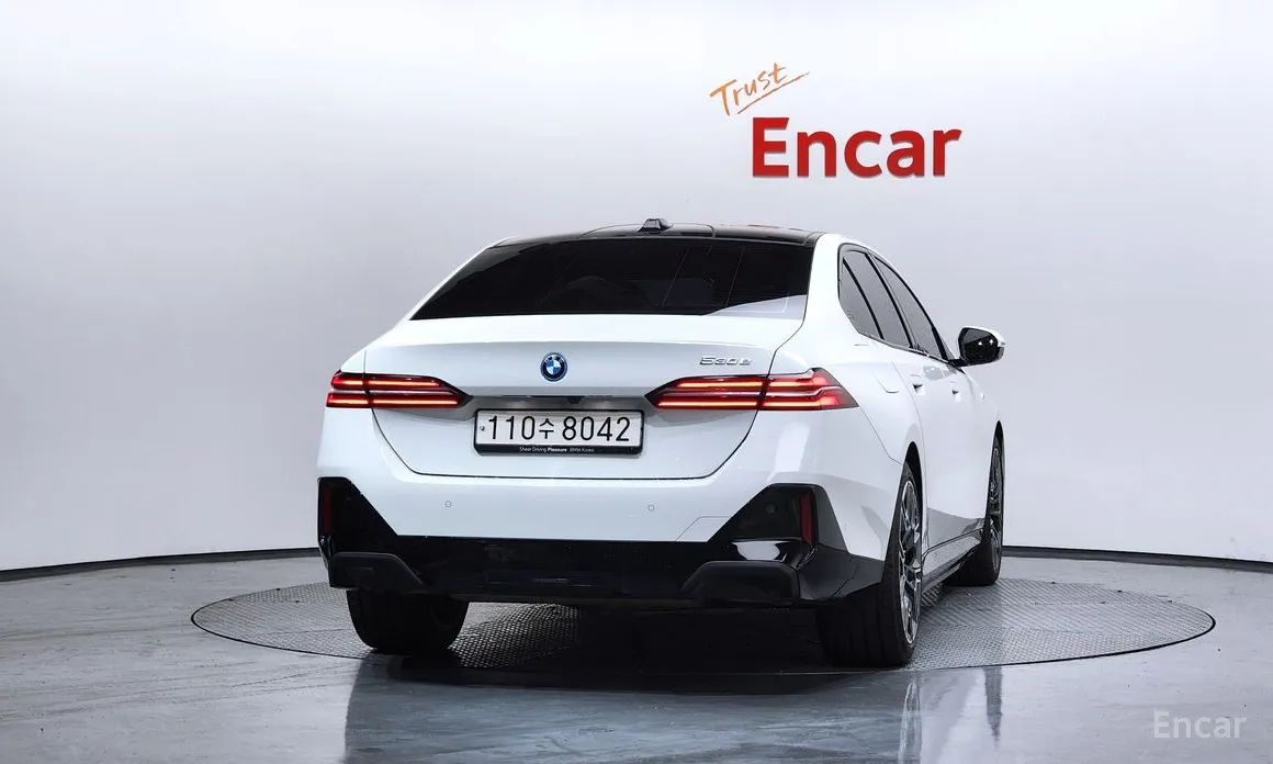 Фото 4 - BMW 5 Series