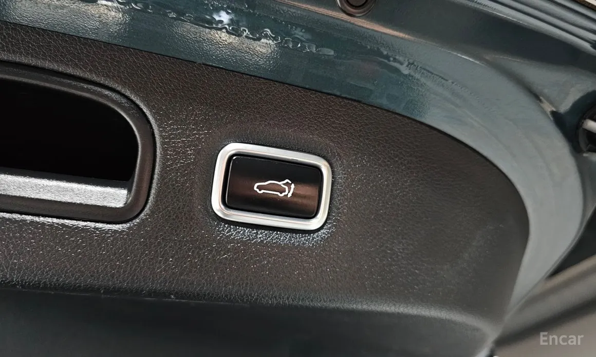 Фото 19 - Kia Stinger