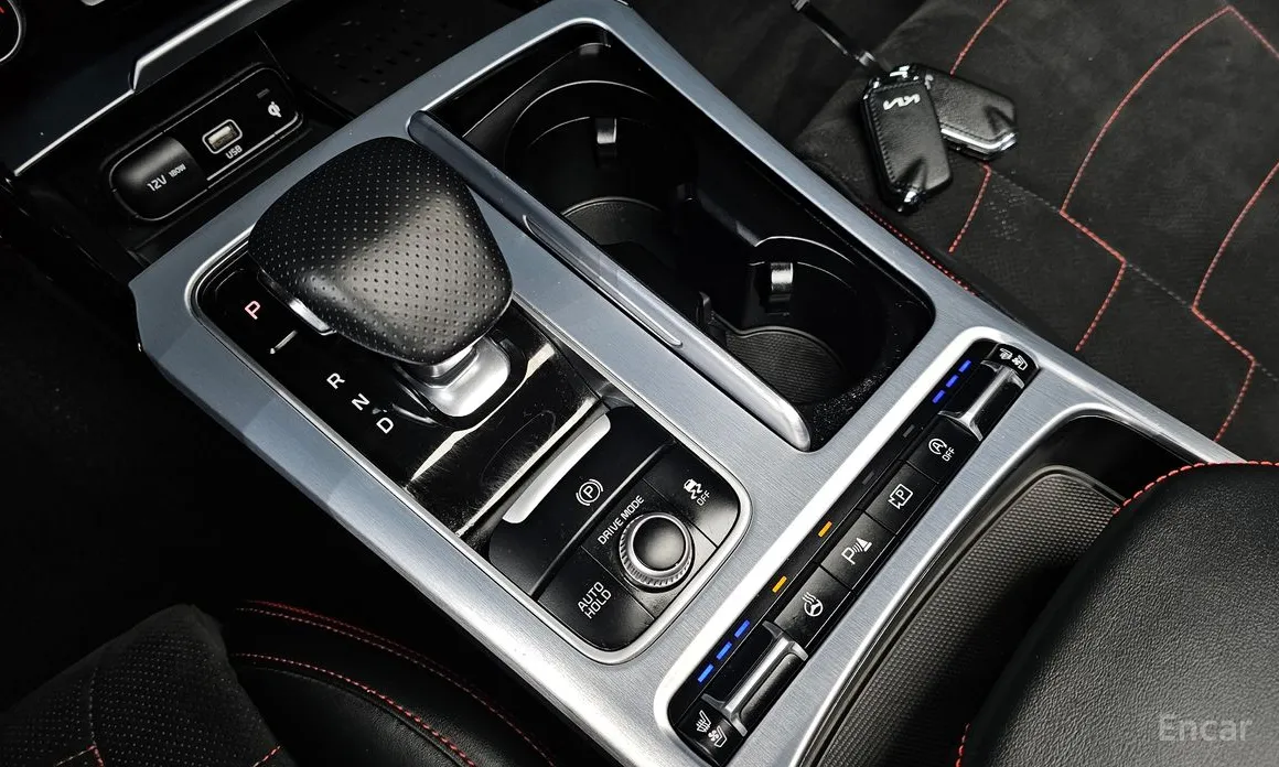 Фото 9 - Kia Stinger