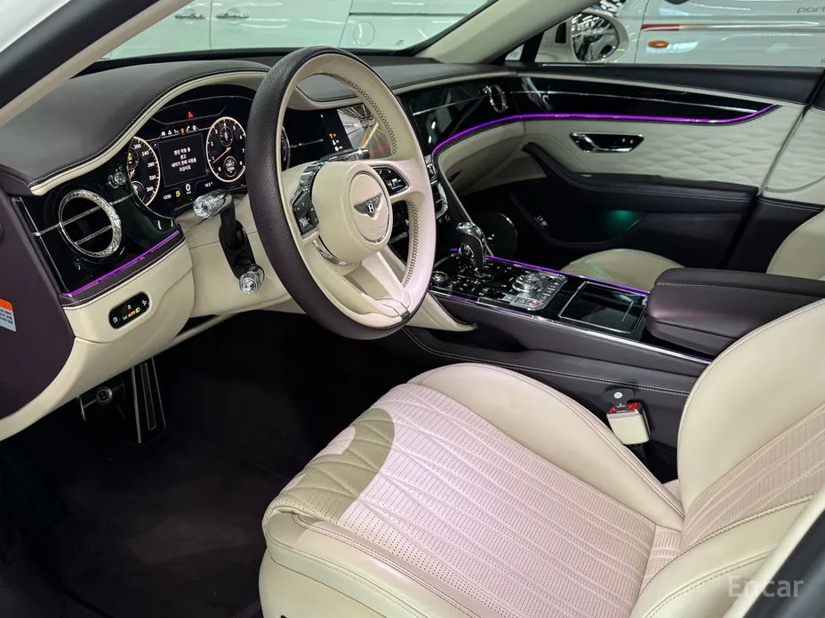 Фото 10 - Bentley Flying Spur