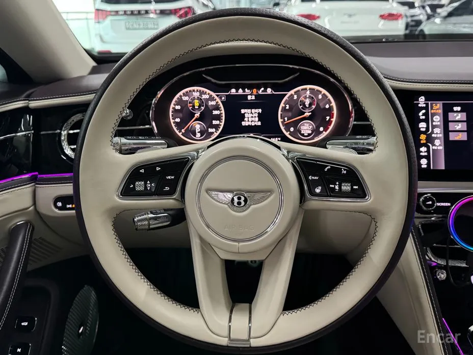 Фото 12 - Bentley Flying Spur