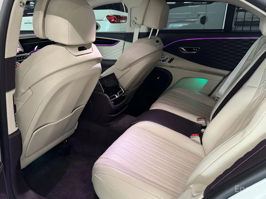 Фото 15 - Bentley Flying Spur