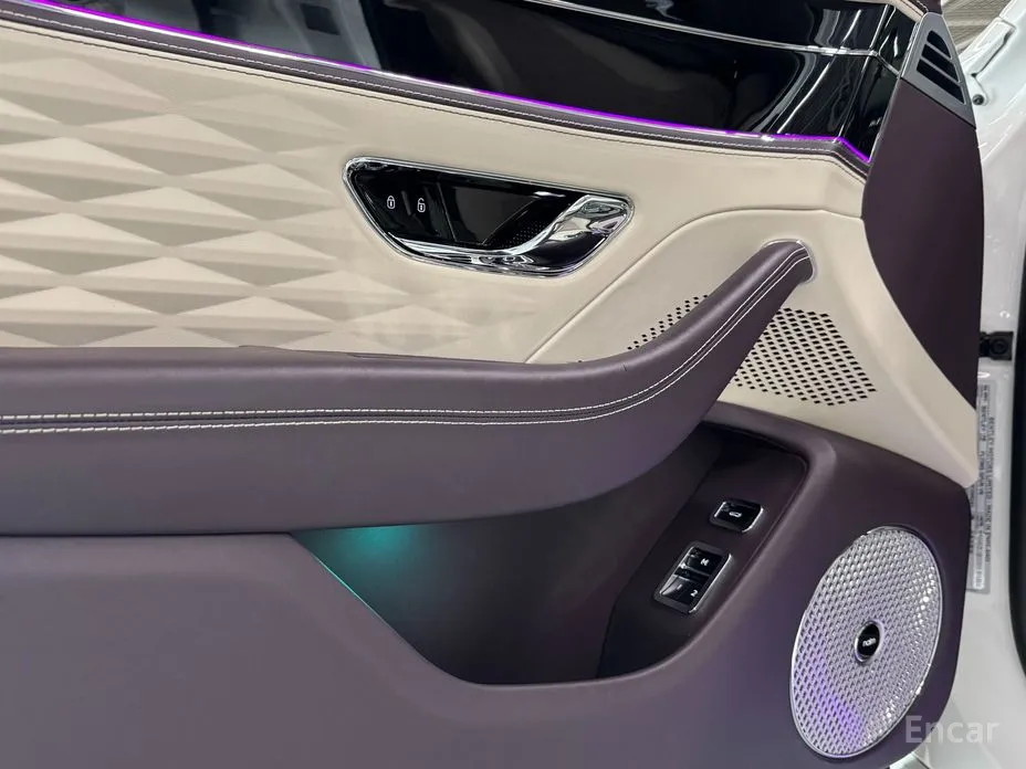 Фото 16 - Bentley Flying Spur