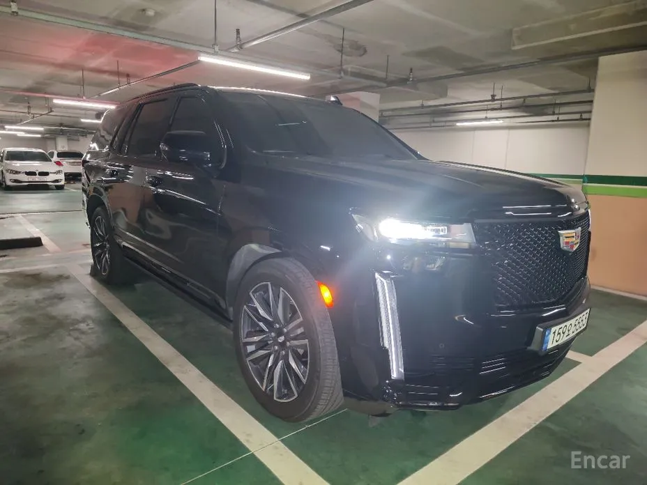 Фото 7 - Cadillac Escalade