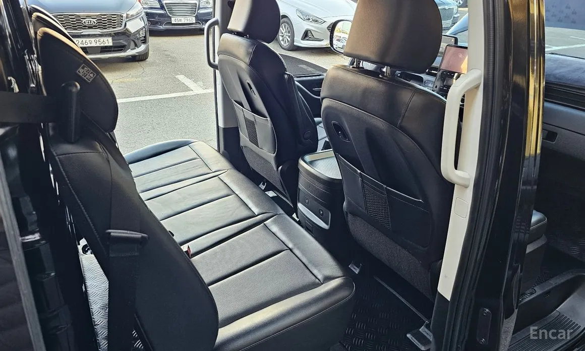 Фото 15 - Hyundai Staria