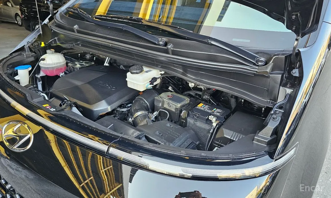 Фото 16 - Hyundai Staria