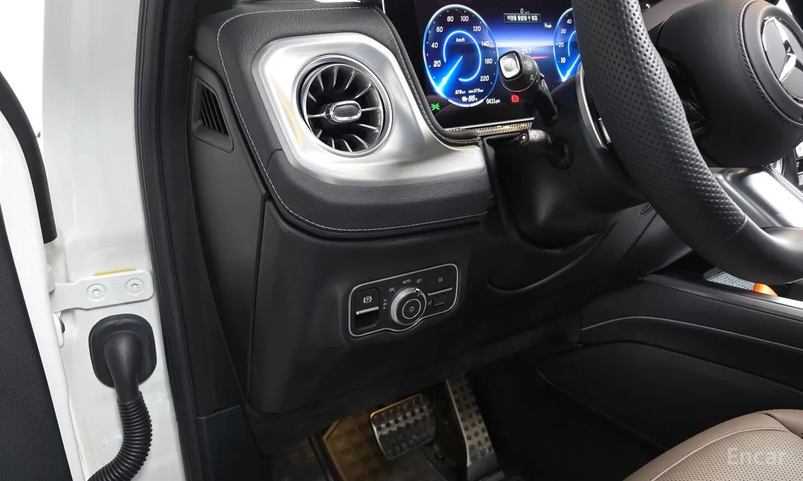 Фото 13 - Mercedes-Benz G-Class