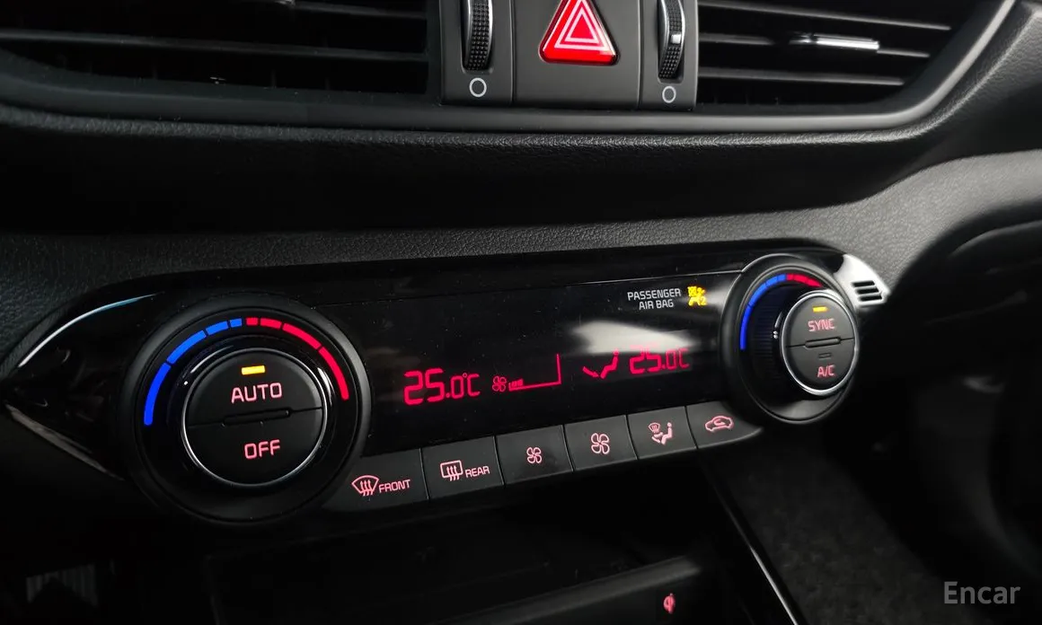 Фото 18 - Kia K3