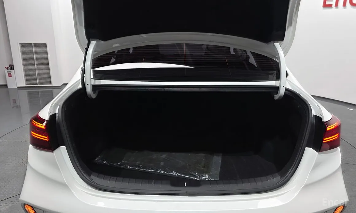 Фото 20 - Kia K3