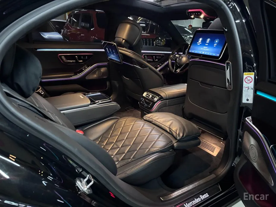 Фото 19 - Mercedes-Benz S-Class