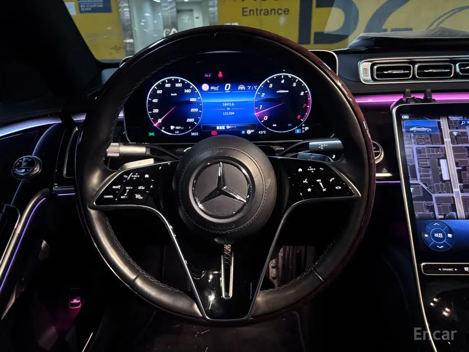 Фото 6 - Mercedes-Benz S-Class