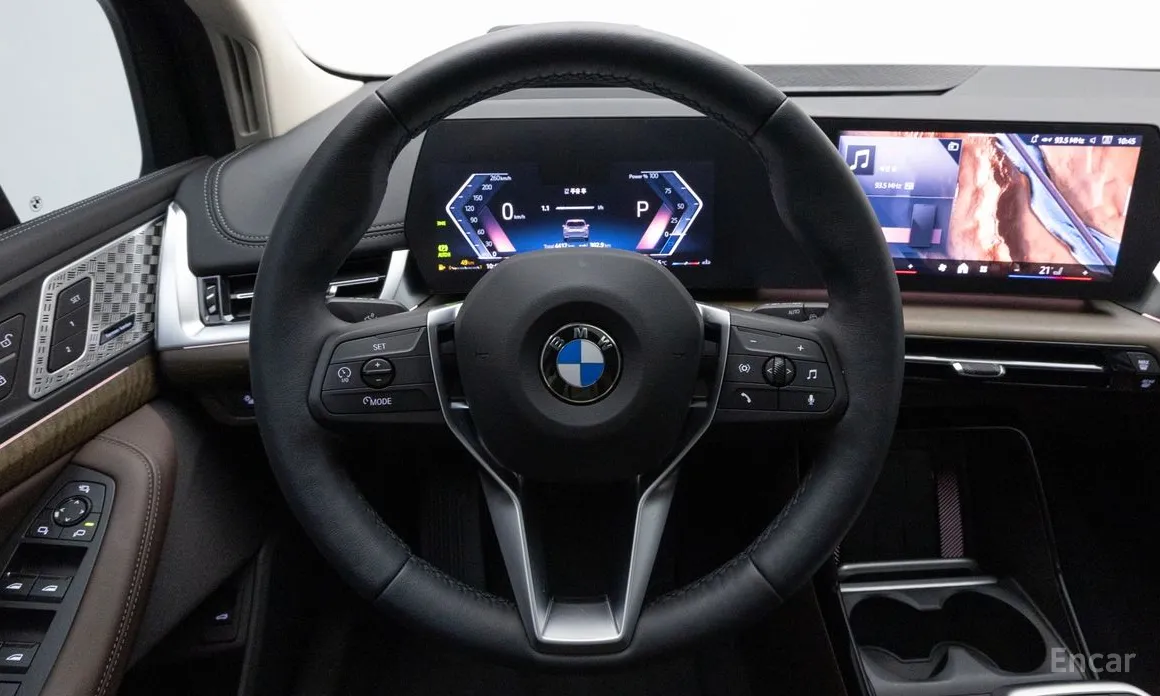 Фото 20 - BMW 2 Series